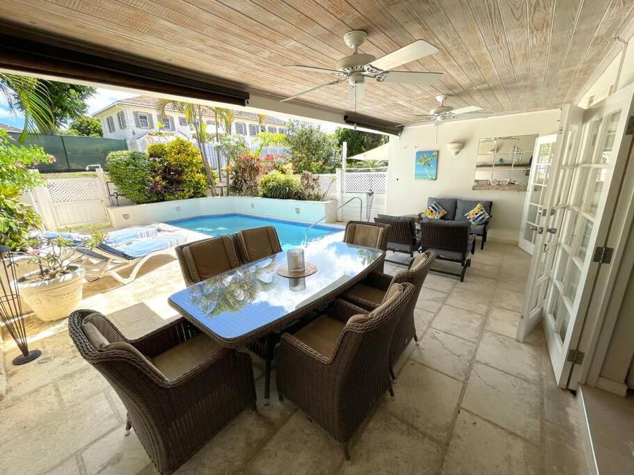Nanpa, Luxury Family Three Bed Villa, St James West Coast, Private Pool Saint James Exteriör bild