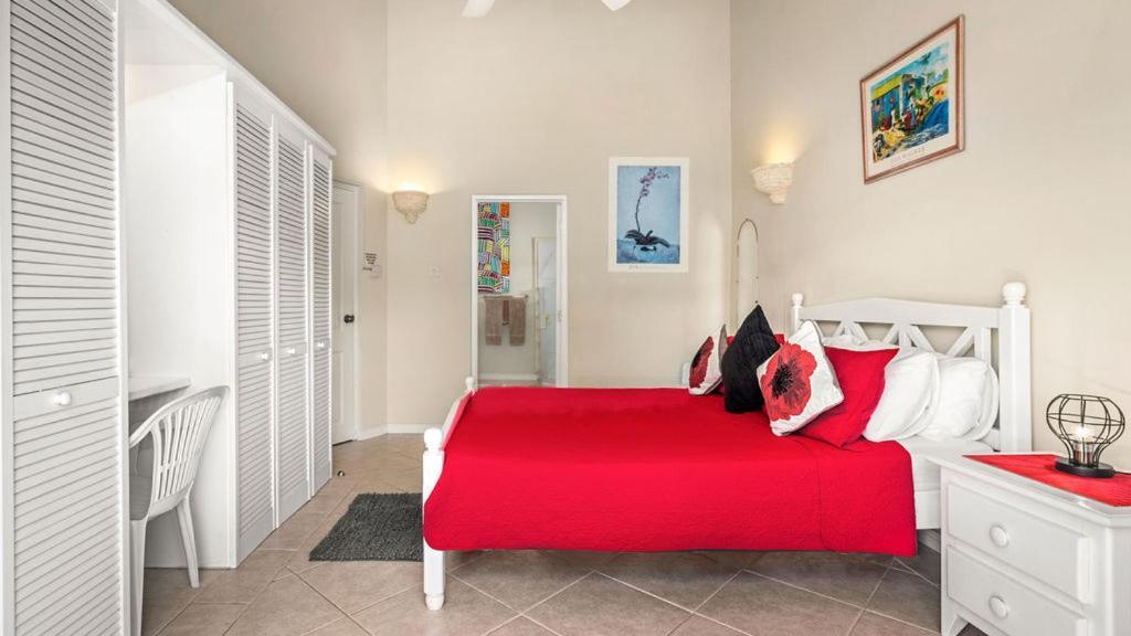 Nanpa, Luxury Family Three Bed Villa, St James West Coast, Private Pool Saint James Exteriör bild