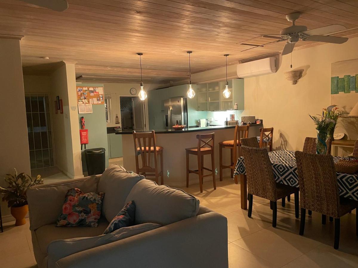 Nanpa, Luxury Family Three Bed Villa, St James West Coast, Private Pool Saint James Exteriör bild